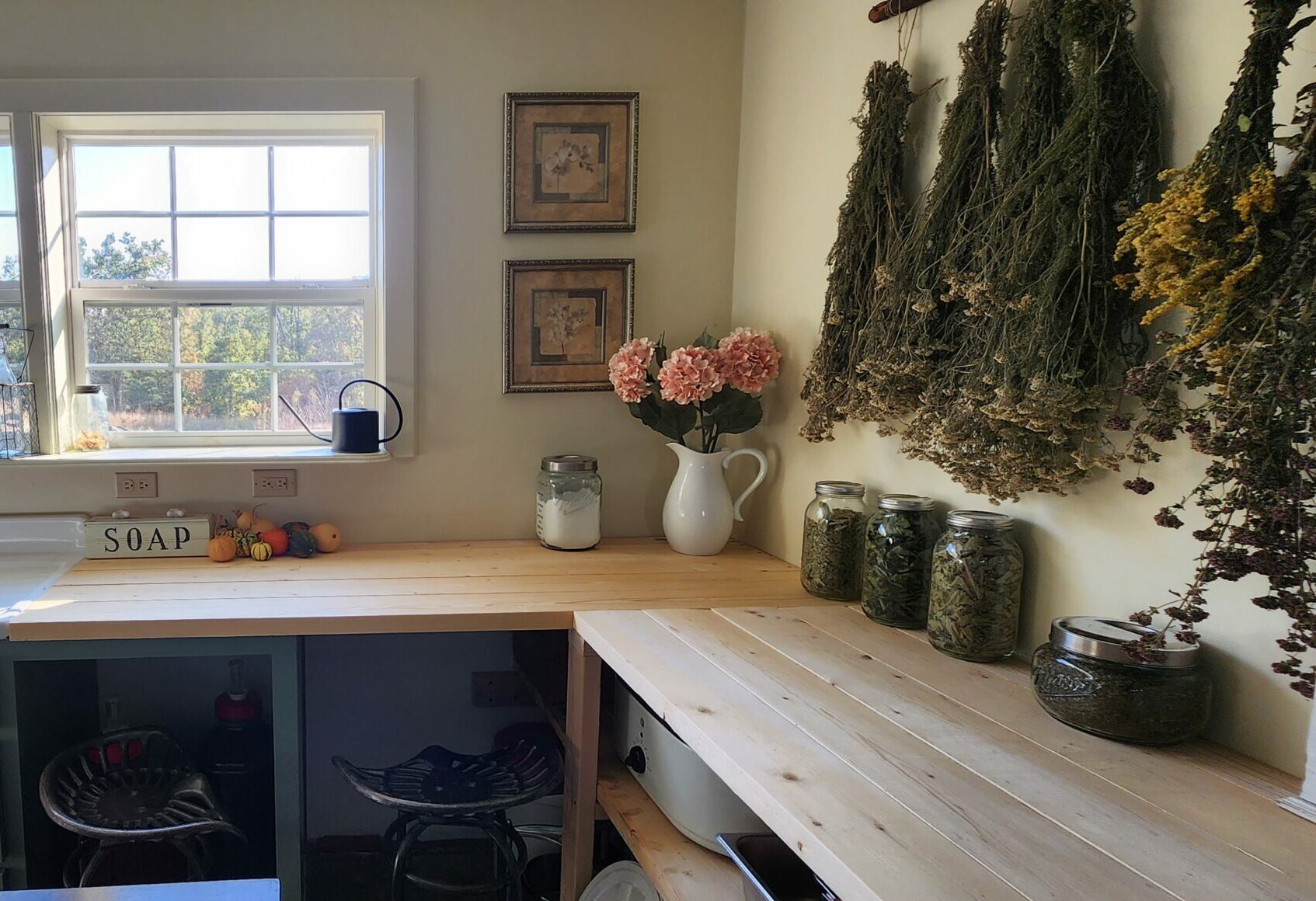 Laundry Room DIY Countertop